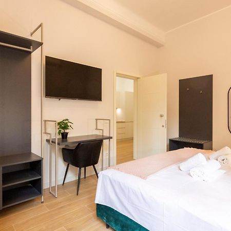 Italianflat - Navigli Suite มิลาน ภายนอก รูปภาพ
