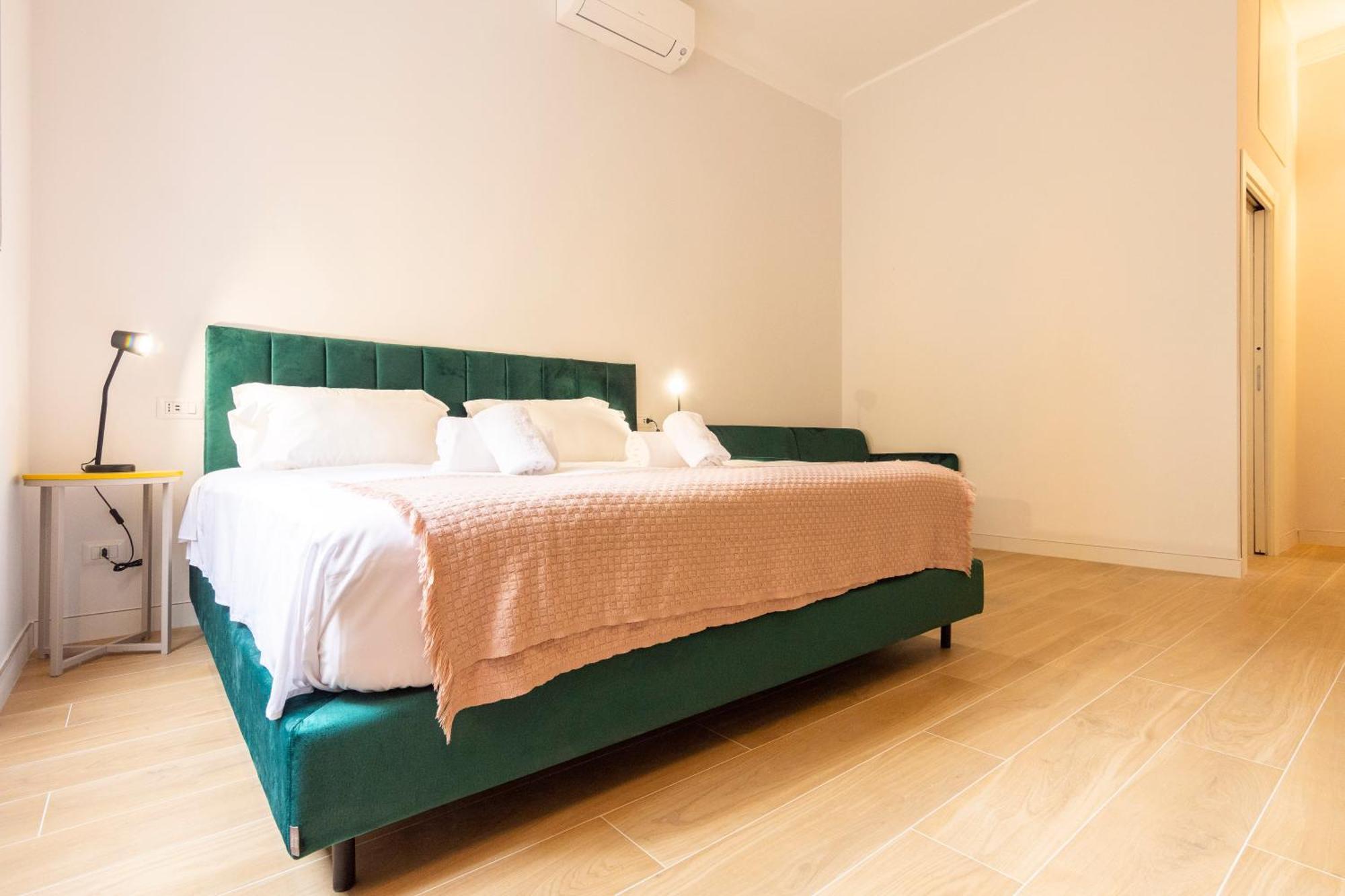Italianflat - Navigli Suite มิลาน ภายนอก รูปภาพ